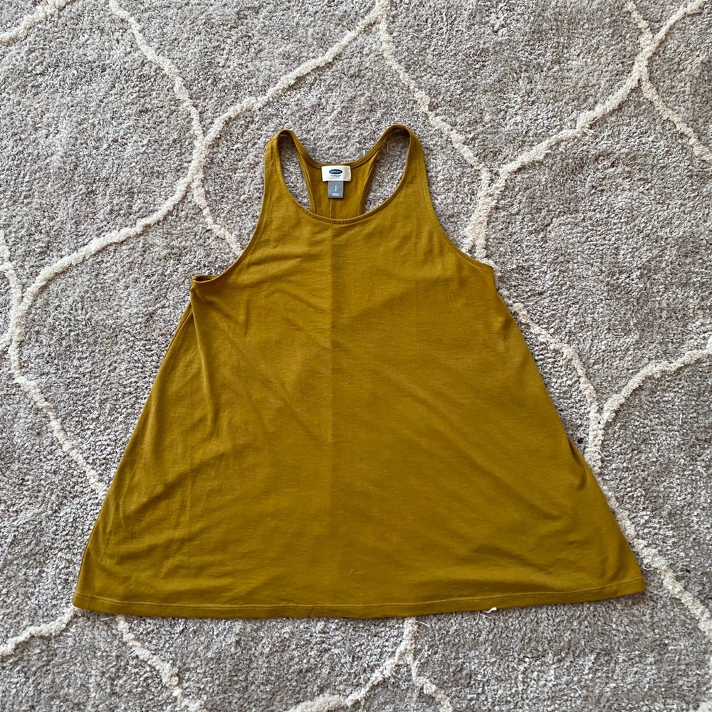 Buttery soft mustard tank